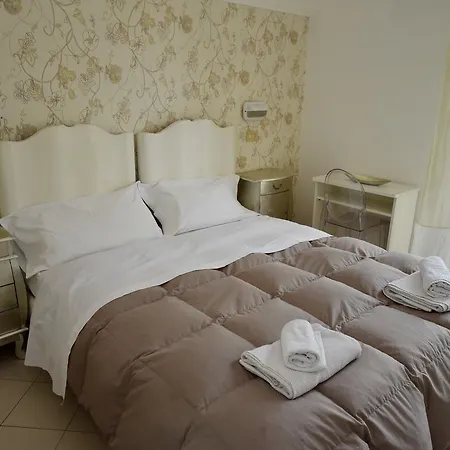 Hotel Marika Rimini Exterior photo